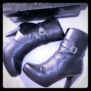 Andrea boots